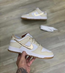 Tênis Nike Dunk Pro Série Premium Nude Dourado