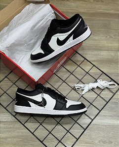 Tênis Air Jordan 1 Low Premium Preto Branco