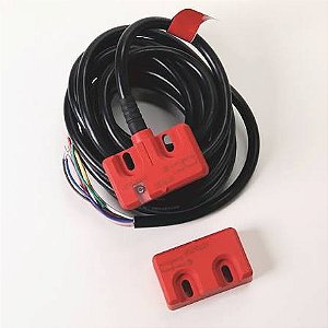 440N-Z21W1PA | Allen-Bradley | Sensor de Segurança SensaGuard Corpo Retangular Cabo 3m