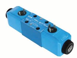 DG4V-3-6C-M-U-H7-60 | Eaton | Válvula Direcional DG4V-3 Centro Tandem 110V AC