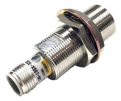 E2E-X5E1 | Omron | Sensor Indutivo M12 Faceado 4mm PNP NO Conector M12