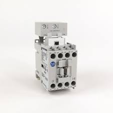 700-CF220A | Allen-Bradley | Relé Controle 4 Polos 24V AC - 700-CF220A
