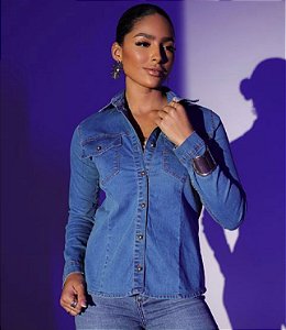 CAMISA FEMININA COM RECORTE