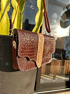 BOLSA PEQUENA CAFÉ COURO JACARÉ