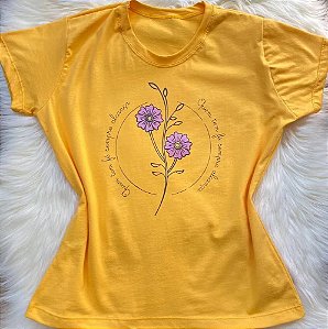 Camiseta Feminina Quem tem Fé - Amarela