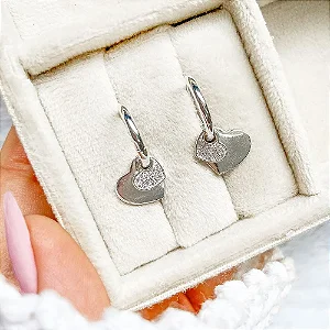 BRINCO COM DOIS CORAÇÕES - PRATA 925