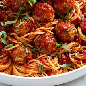 Almôndegas de Frango ao Sugo