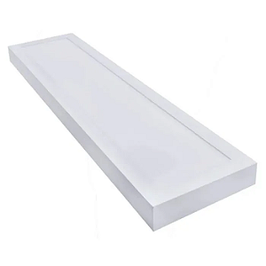Luminária plafon led 72W 6500K branco frio retangular sobrepor 30cm X 120cm.