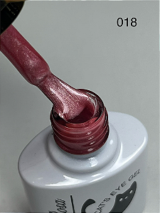 ESMALTE MAGNETICO CAT`S N°18 BELLA ROSA
