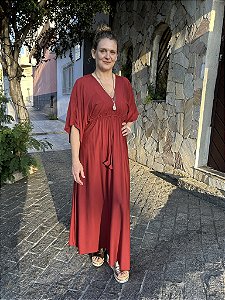 Vestido viscolinho manga morcego