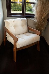 Poltrona Torii Marfim (Amêndoa F532/C532)