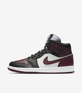 Air Jordan 1 Mid Dark Beetroot