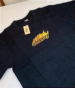Camiseta Stussy Flames - PRONTA ENTREGA