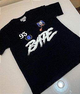 Camiseta Bape Collab Álbum Kaws preta (PRONTA ENTREGA)