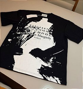 Camiseta Maison Margiela Black Basic Numbers PRONTA ENTREGA