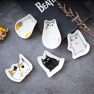 Mini Tigelas de Cerâmica de e para Gatinhos