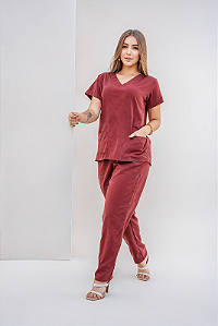 Scrub Feminino Vinho – Modelo Cecília