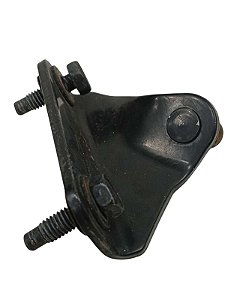 Suporte Esquerdo Amortecedor Tampa Traseira Kicks S Cvt 2018