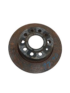 disco freio traseiro direito Vw Jetta 2.0 TSI 2014 130374