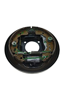 defletor sapata freio traseiro direito Nissan kicks 2022 151790