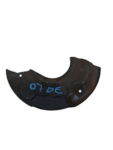 Defletor disco freio dianteiro esquerdo VW Amarok 2014 151648