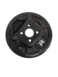 defletor panela freio traseiro direito Renault Captur 2019