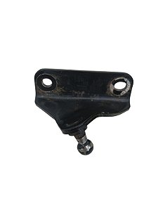 Suporte amortecedor esquerdo tampa tras Nissan Kicks 2025