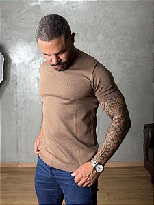 CAMISA TRICÔ LISA TRUE HERO CAPUCCINO