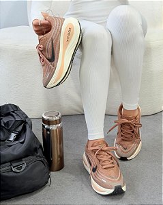 Nike Vomero Plus