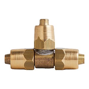 63b - NIPLE C/ 3 SAÍDAS (TIPO T)