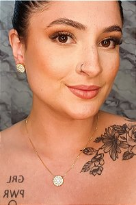 Conjunto Com Pingente E Brincos Pontiagudos Cravejados Com Zircônias