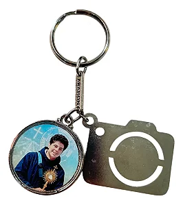 Chaveiro São Carlo Acutis Fotocópia Icone Câmera Cromado