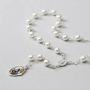 Terço Coroa Santa Rita De Cássia Pérola Branca 23,5 Cm