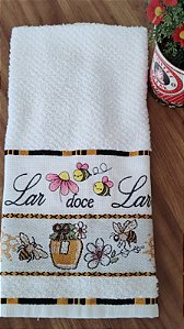 Pano de Prato Felpudo com Barrado Bordado