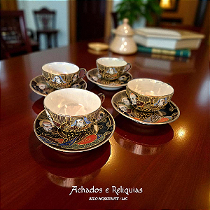 Jogo de 4 lindas Xícaras em porcelana fina japonesa