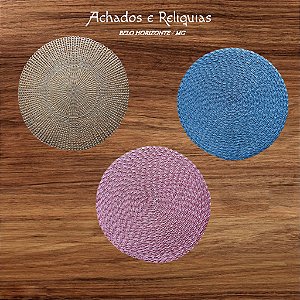 Jogo Americano nas cores Cinza e Rosê, perfeitos para adicionar charme e sofisticação à sua mesa