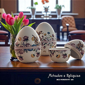 Potes decorativos para sala em forma de Lindos Ovos em cerâmica com coelhinhos e detalhes florais