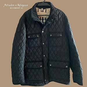 Jaqueta Burberry Brit Matelassê – Um clássico inglês atemporal