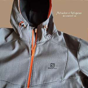 Conjunto casaco e calça para esqui Salomon – A alma das montanhas nevadas em forma de proteção e movimento