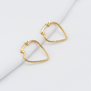 ARGOLA CORAÇÃO EM OURO 18K