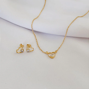 CONJUNTO CORAÇÃO VAZADO COM ZIRCONIA EM OURO 18K