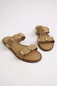 Sandalia Rasteira Calce Facil Tira Com Tachas Piramide Pele