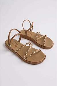 Sandália Rasteira Moleca Feminina Com Tiras Trançadas E Solado Confortável  Nude/Creme