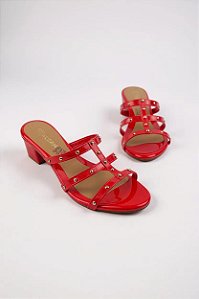 Tamanco Addan Feminino Com Salto Médio E Detalhes Em Tachas Douradas Vermelho