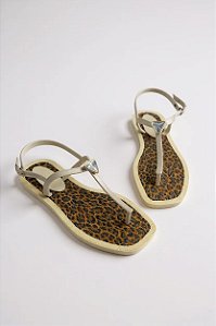 Sandália Rasteira Feminina Com Solado Estampado E Tira Fina Elegante Off White