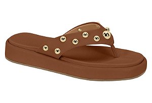 Tamanco Vizzano Flat Correia Com Tachas Calce Facil Mocca