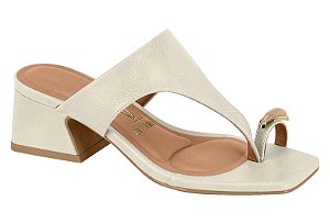 Tamanco Vizzano Feminina De Salto Médio Com Detalhe No Dedo Branco Off