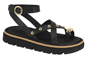 Sandália Rasteira Moleca Feminina Com Tiras E Detalhes Dourados Preto