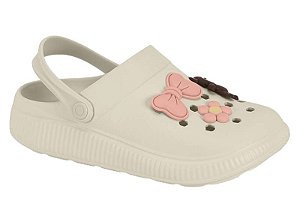 Babuche Moleca Feminino Com Detalhes Decorativos  Branco Off