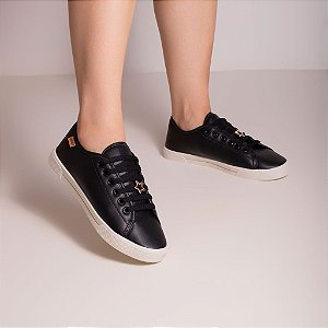 Tênis Casual Com Cadarço Detalhe De Estrela Preto